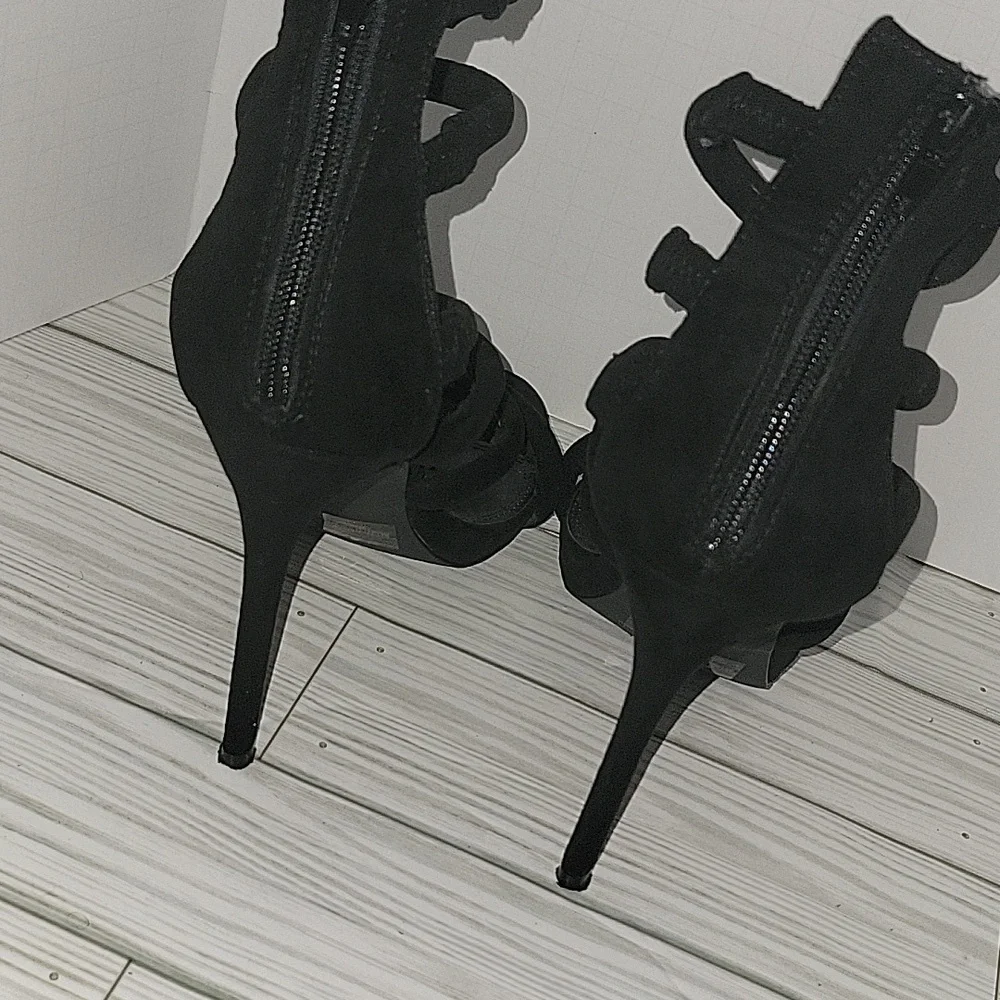 Olivia Ferragamo - Picture 4 of 9